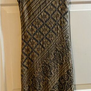 Chic Patterned Maxi Dress in Brown
